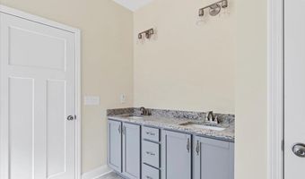 1677 Reservation Rd, Aberdeen, NC 28315