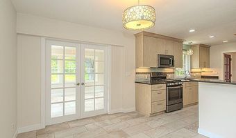 1516 Arborview Blvd, Ann Arbor, MI 48103