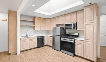 402-4 Santa Barbara St, Oceanside, CA 92058
