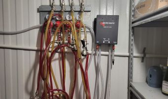 127 S Main St, Ada, OH 45810