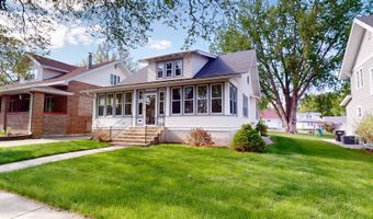 1130 W CEDAR St, Cherokee, IA 51012