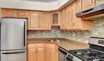 31 Balmoral Ct, Aberdeen, NJ 07747