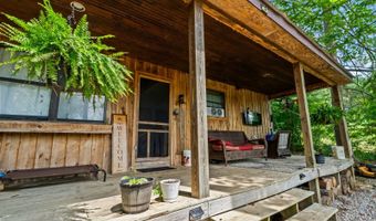 106 DK Ranch Ln, Ashland, KY 41102