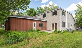 355 N 8th St, Arlington, NE 68002