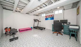 111 Moyne Dr, Abilene, KS 67410