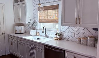 200 S 3RD St, Beresford, SD 57004