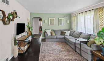 1103 DOUGLAS St, Alton, IL 62002