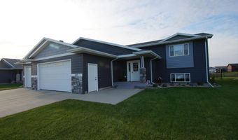1127 NE 32nd Ave, Aberdeen, SD 57401
