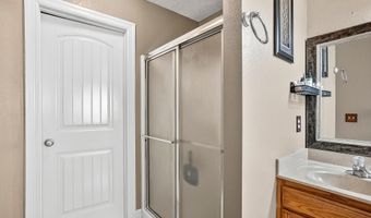 1100 Chicory Ln, Aurora, MO 65605