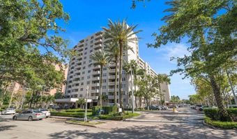 90 Edgewater Dr 812, Coral Gables, FL 33133