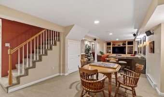 277 Main St, Bolton, MA 01740