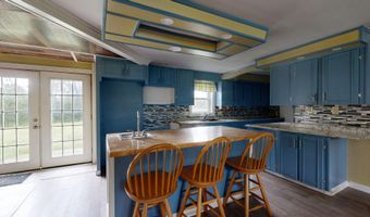 445 W River Rd, Augusta, ME 04330