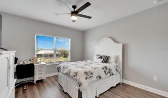 5243 WISHING ARCH Dr, Apollo Beach, FL 33572