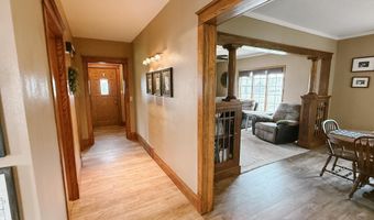 508 3rd Ave, Alton, IA 51003