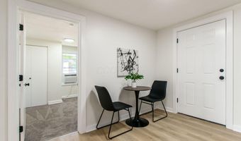 335 Woodlawn Ave, Columbus, OH 43228