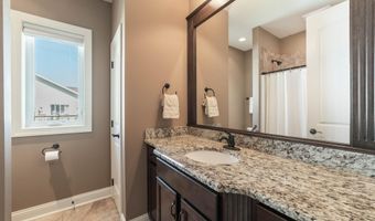 2526 Coyote Dr, Ames, IA 50014