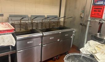 2932 W Euclid Ave, Arlington Heights, IL 60005