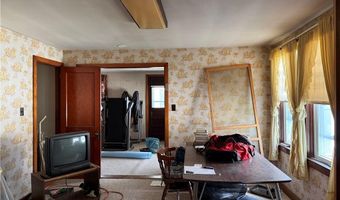14 Park St, Central Falls, RI 02863