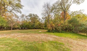 1520 Traver Rd, Ann Arbor, MI 48105