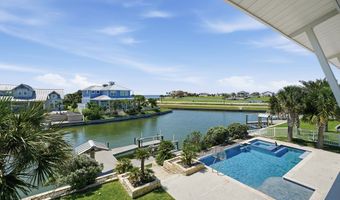 1009 Fiji Dr, Rockport, TX 78382