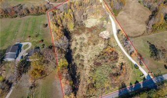 329 E Cutshall Rd, Austin, IN 47102