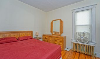 22 Lawnridge Ave, Albany, NY 12208