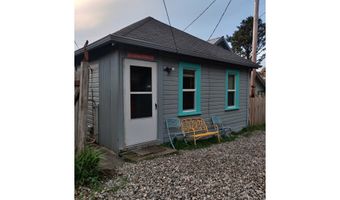 317 N Beacon St, Rockaway Beach, OR 97136