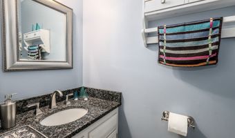 3 Deerfield Rd, Brookfield, CT 06804