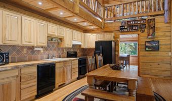 461 Hilltop Rd, Cascade, ID 83611