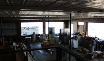 802 N Jefferson St, Ava, MO 65608