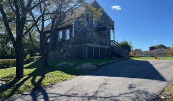 3 Buttonwood St 1, Bristol, RI 02809