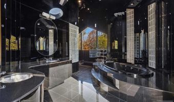 23 Rio Vista Dr, Alpine, NJ 07620