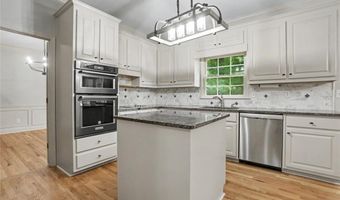 10785 Tuxford Dr, Alpharetta, GA 30022