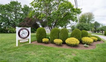 18 Pond Ct B, North Providence, RI 02904