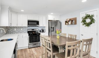 238 Forepeak Ave, Beachwood, NJ 08722
