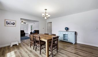 1103 E 1st St, Anamosa, IA 52205