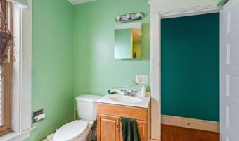 103 N Champlain St, Burlington, VT 05401