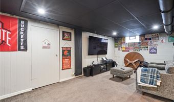 1884 Malasia Rd, Akron, OH 44305