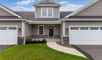 30 Essex Woods Ln B, Amherst, NY 14228