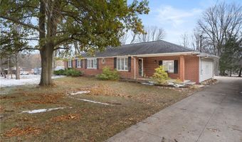 193 Fairway Dr, Akron, OH 44333