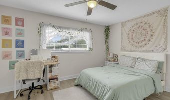 208 Kenneth Dr, Boiling Springs, SC 29316