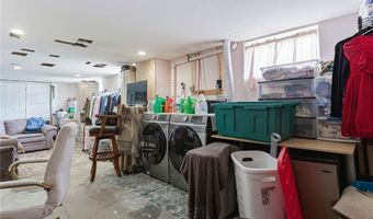 4 Rosemont Ave, Johnston, RI 02919