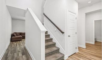 377 Station Overlook Dr, Auburn, GA 30011