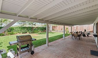 5731 Rainbow Hill Rd, Agoura Hills, CA 91301