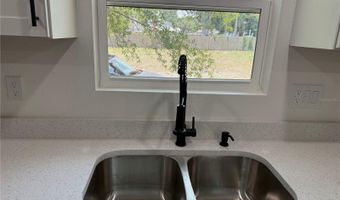 120 HERRICK St, Auburndale, FL 33823