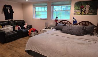 19 Park Lane Dr, Athens, OH 45701