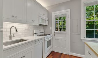 2700 16TH St S 675, Arlington, VA 22204