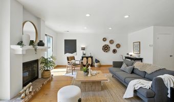 1038 Melrose Ave, Alameda, CA 94502