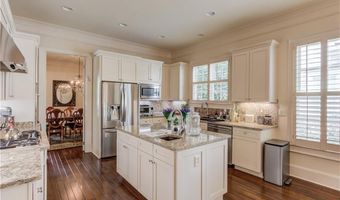 10853 Enclave Ln, Alpharetta, GA 30022