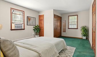 31 Kimball Rd, Amesbury, MA 01913